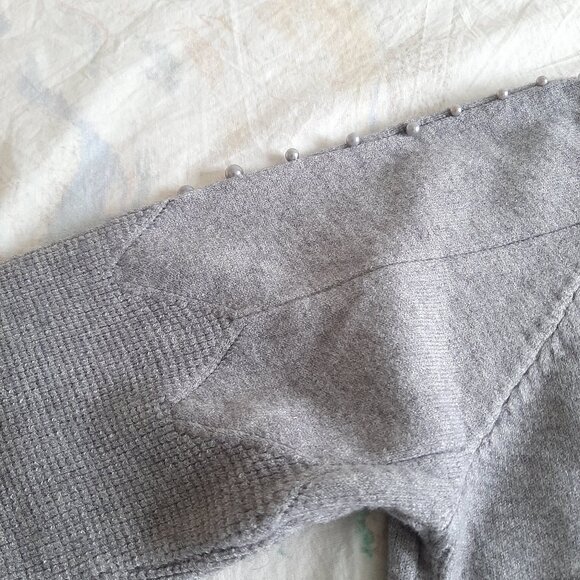 NWT Grey Cardigan Pearl Mid Sleeves Office Wear - Picture 8 of 9